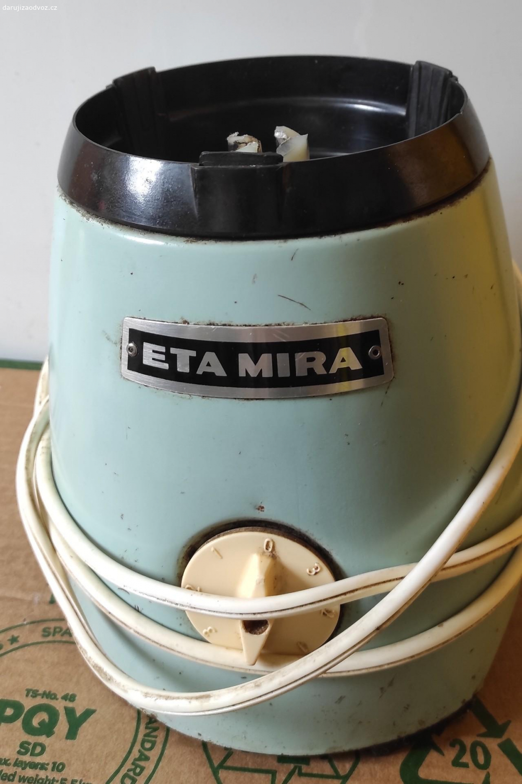 Mixér ETA Mira. Nabízím starý fčni mixér ETA Mira