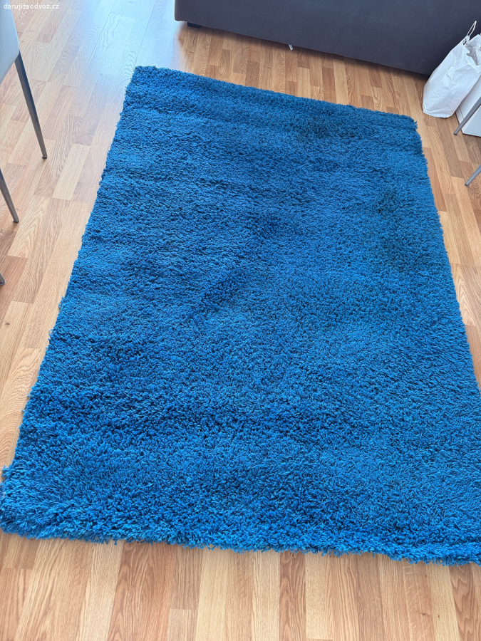 Modrý shaggy koberec 130 × 90 cm