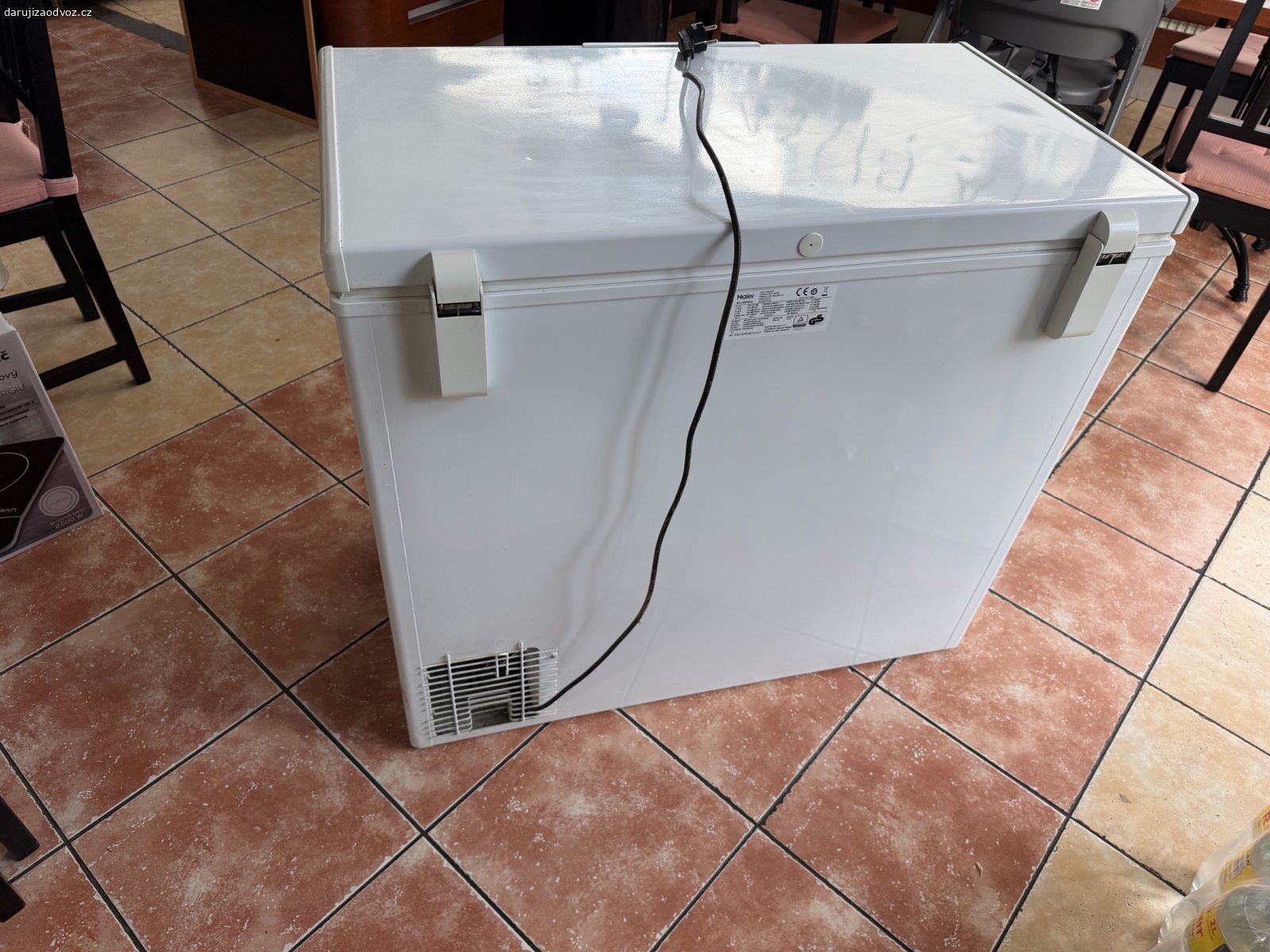 mrazák. Daruji mrazák Haier.

Preferuji co nejdřívější odvoz.