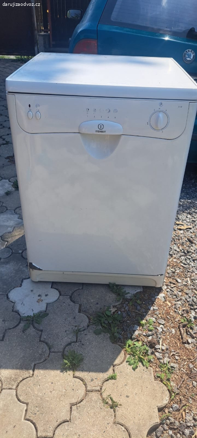 Myčka Indesit