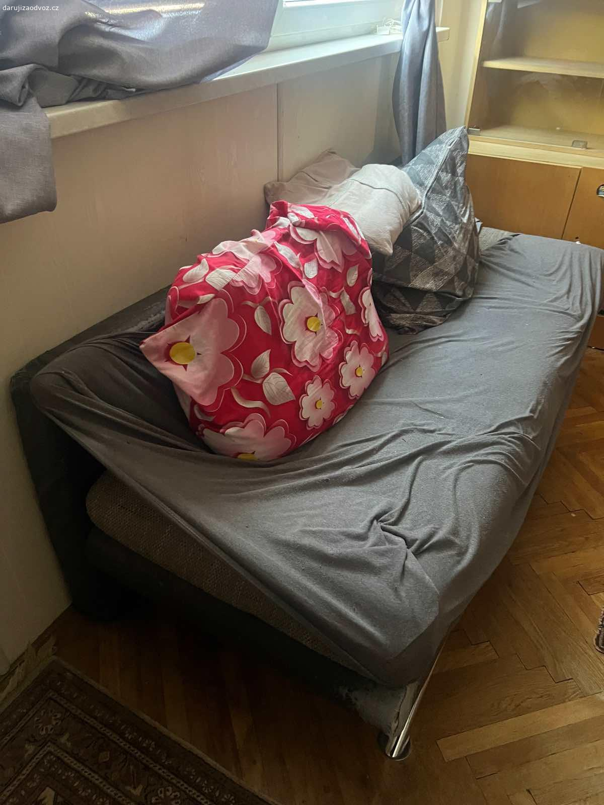 Nabytek a vybaveni za odvoz - Praha 6. Vyklizime byt na Praze 6, vyzvednuti co nejdrive.