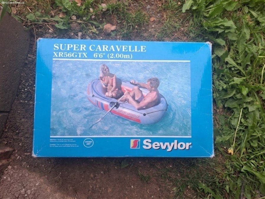 Nafukovací člun