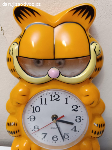 Nástěnné hodiny Garfield