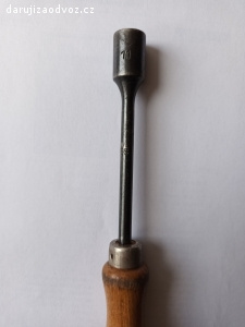 Nástrčný klíč 11 mm