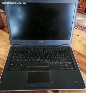 Nefunkční/polofunkční Dell E7440