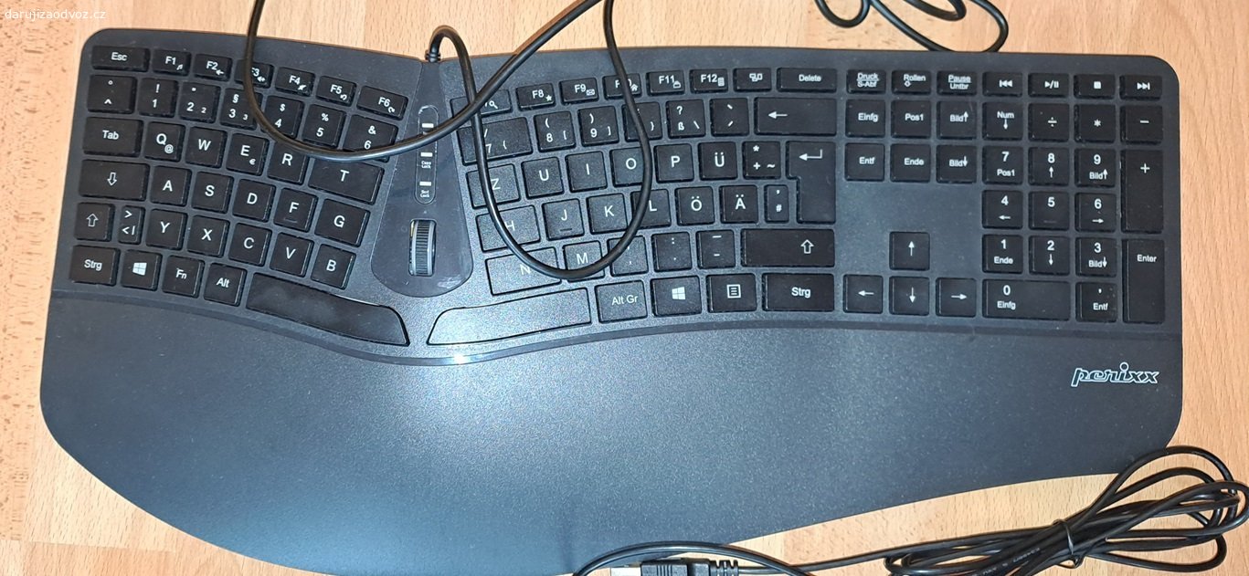 Několik USB klávesnic a USB myš. Daruji několik použitých ale stále plně funkčních USB klávesnic a USB myš. Prosím nežádejte zaslání.