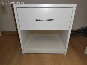 Noční stolek