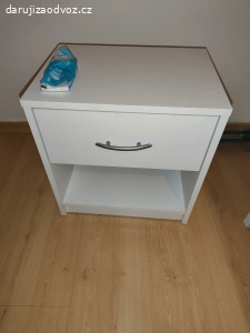 Noční stolek