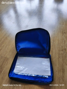 obal na auto lékárničku