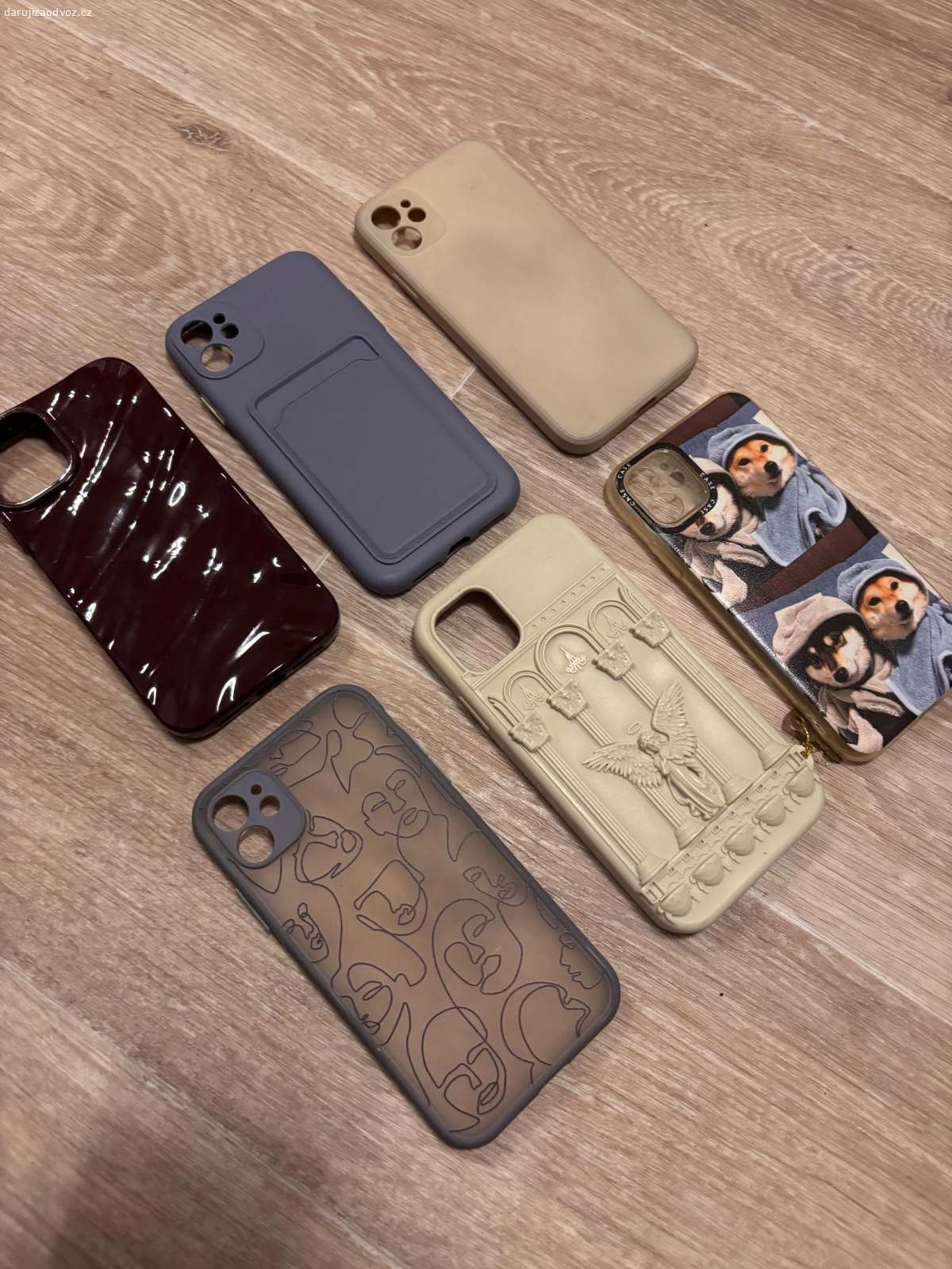 Obaly na iphone 11. Daruji 6 ks obalů, sedí na iphone 11
Nemají vady, jen už nevyužiju

V případě zájmu volejte/pište na mobil!!
Preferuji rychlé a slušně vychované zájemce:)