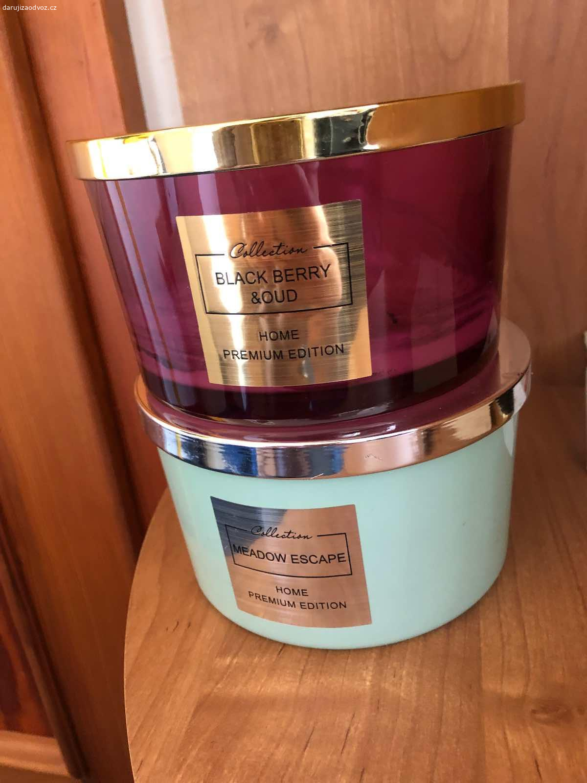 Obaly od svíček. Daruji za odvoz viz foto. Průměr cca 15 cm.

Vyzvednuti poblíž ul. Poděbradská, Hloubětín.