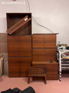 Obývací stěna (můžu dovézt do Prahy)