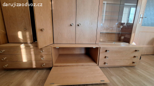 Obývací stěna