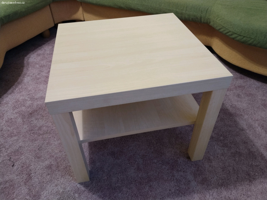 odkládací stolek Ikea