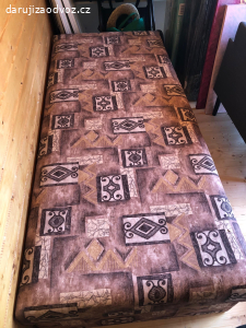 palanda s uloženým prostorem