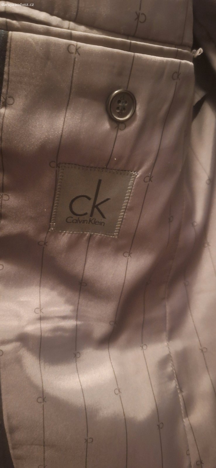 pánské sako Calvin Klein. daruji za pivo z minipivovaru/víno pánské sako, velikost cca "L", 180cm muž, skoro nenošené