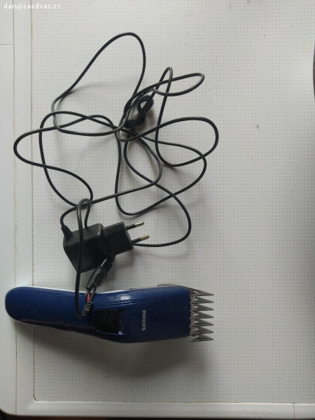 Philips zastřihovač vlasů. nutná oprava kabelu jinak funkční