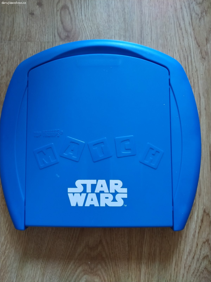 Plastová krabička , stojánek s kostkama STARWARS