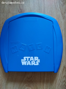 Plastová krabička , stojánek s kostkama STARWARS