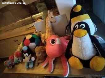 Plyšáci tučňáci, chobotnice, míč, Goofy