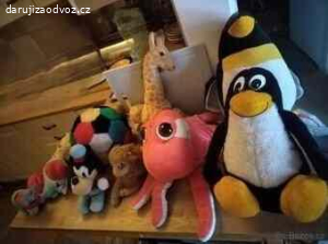 Plyšáci tučňáci, chobotnice, míč, Goofy