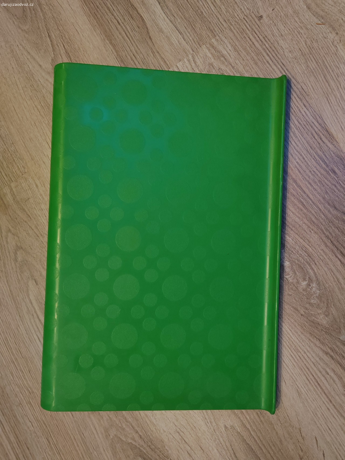 Podpěra pro notebook. Zelená deska pod notebook.
Mám 2ks
Vyzvednutí Praha Libuš/ul. K Lesu