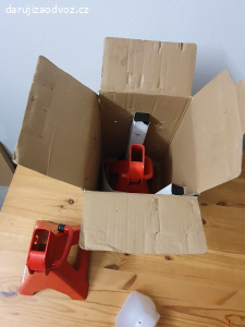 Podstavec pod auto COMPASS 2 ks