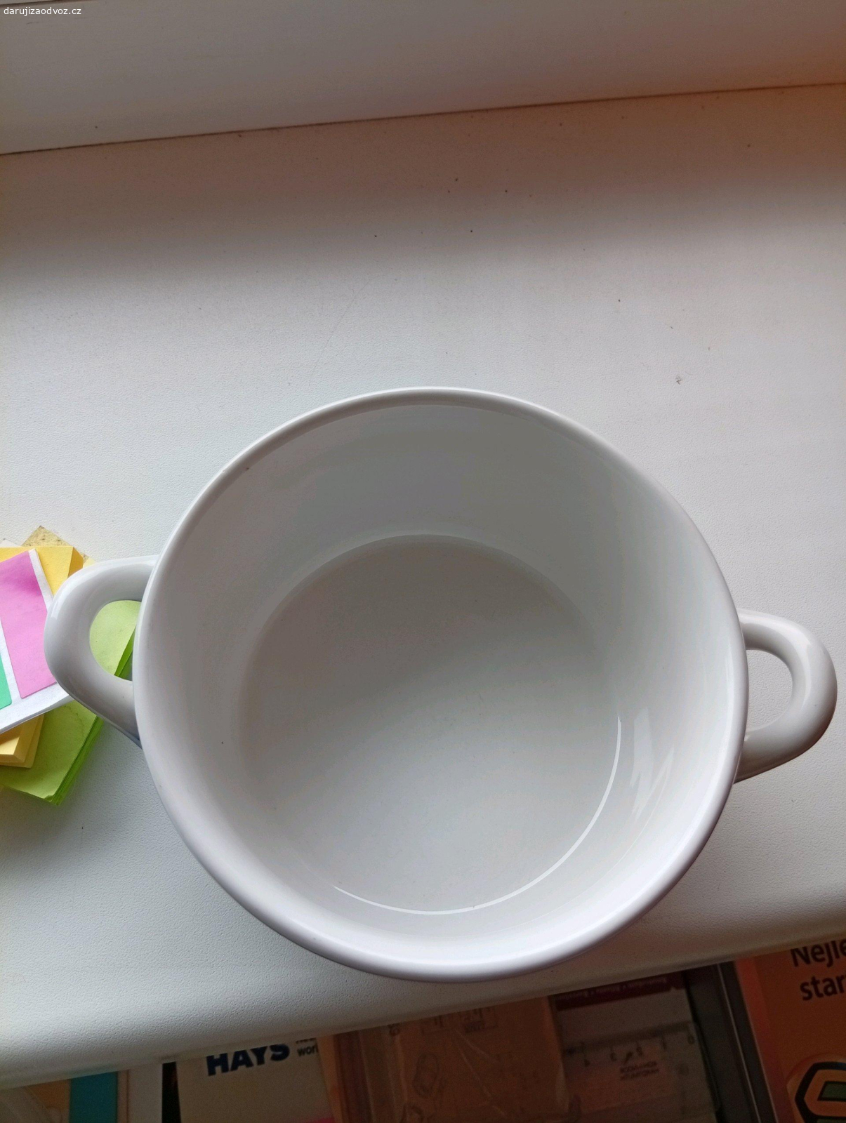 Polévková miska. Menší. Dobrý stav.