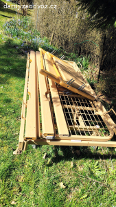 polohovací postel manuální