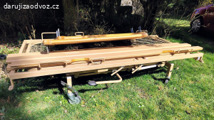 polohovací postel manuální