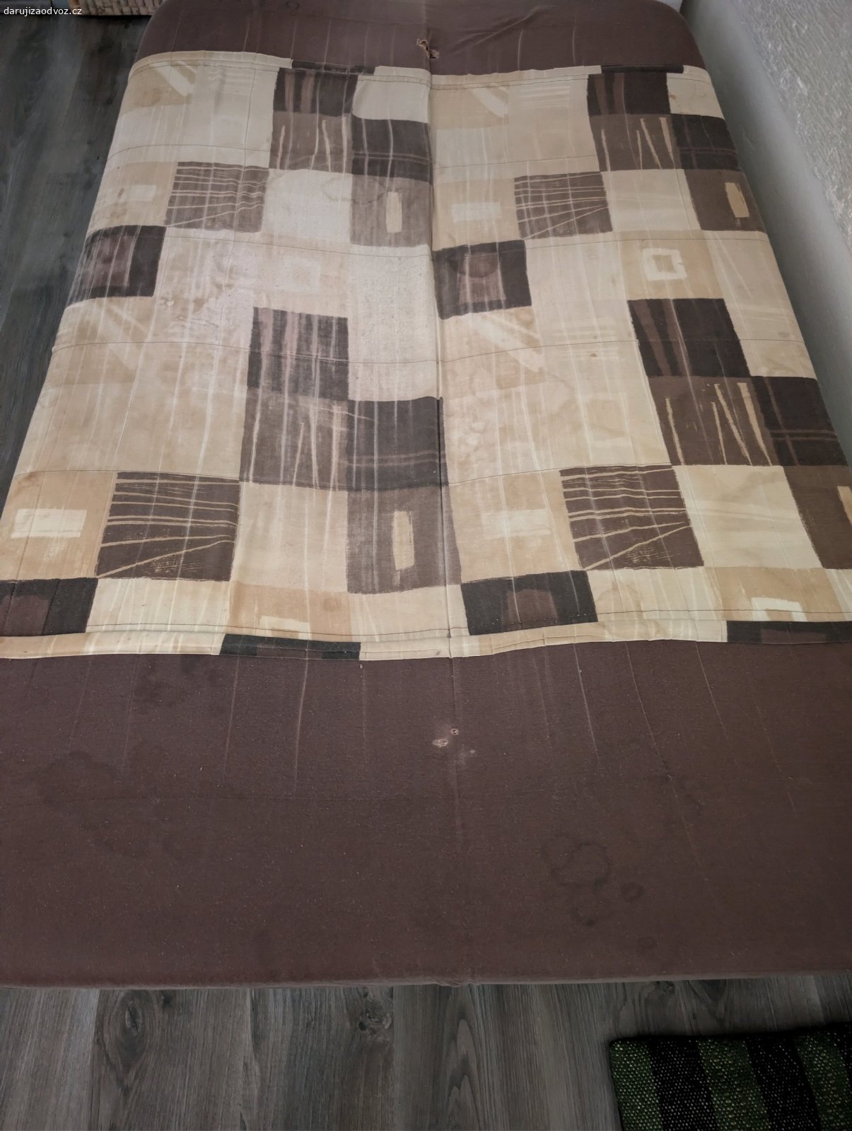 postel rozkládací. daruji za odvoz 120x190cm