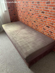 Postel  s úložným prostorem 195x90