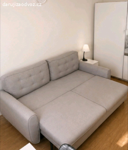 pračka SMART úzká a gauč