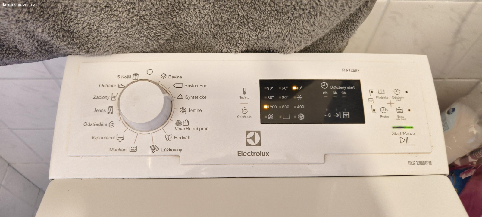 Pračka Electrolux. Daruji plně funkční pračku značky Electrolux. Bez technické vady. VxŠxH 90x40x60.