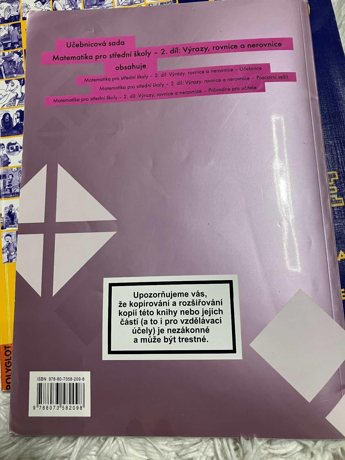 Pracovní sešit z matematiky. Je trochu popsaná