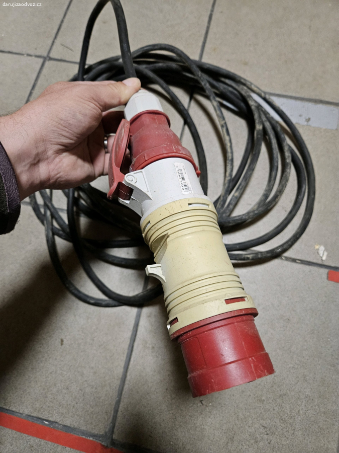 Prodlužovací kabel