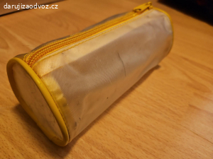 Průhledný válcový penál