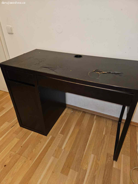 Psaci stůl za odvoz