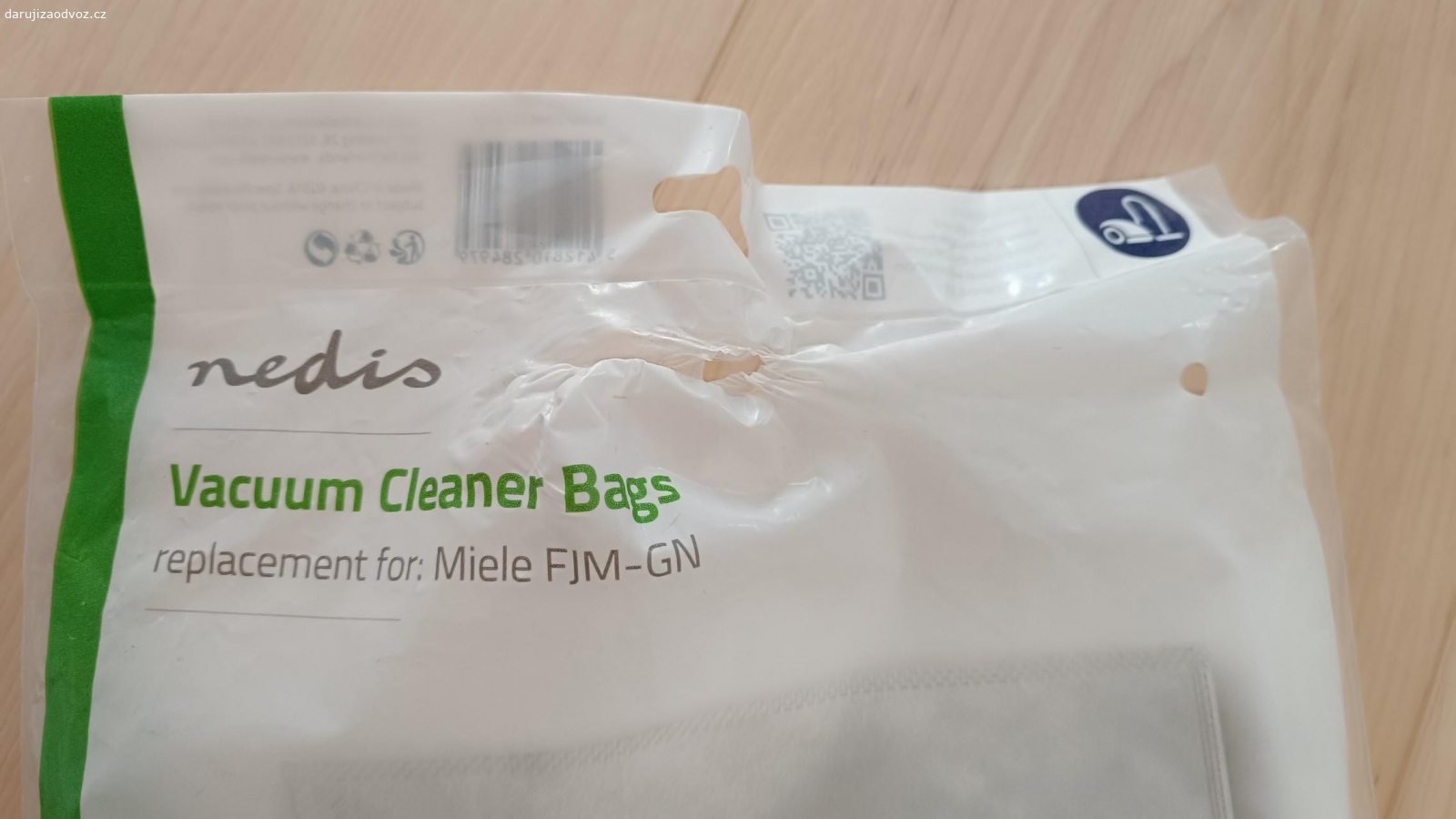 Pytle do vysavače. Daruji 3 pytle do vysavače,v případě zájmu pište SMS.