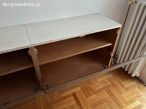 Retro závěsné komody
