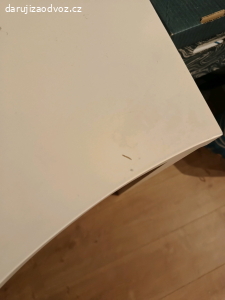 Rohový pracovní, psací stolík IKEA
