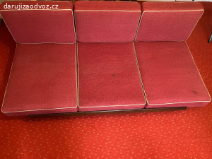 rozkládací gauč