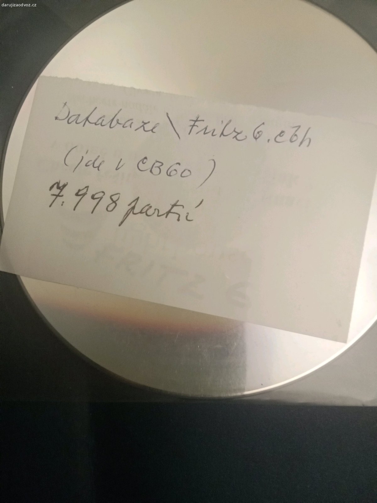 šachové partie. 153 šachových partií + CD s osmi tisíci partií, můžu poslat, pište telefon