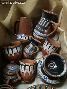 Sada malované keramiky