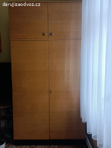 Šatní skříň