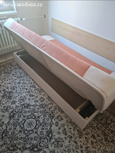 sedačka / postel