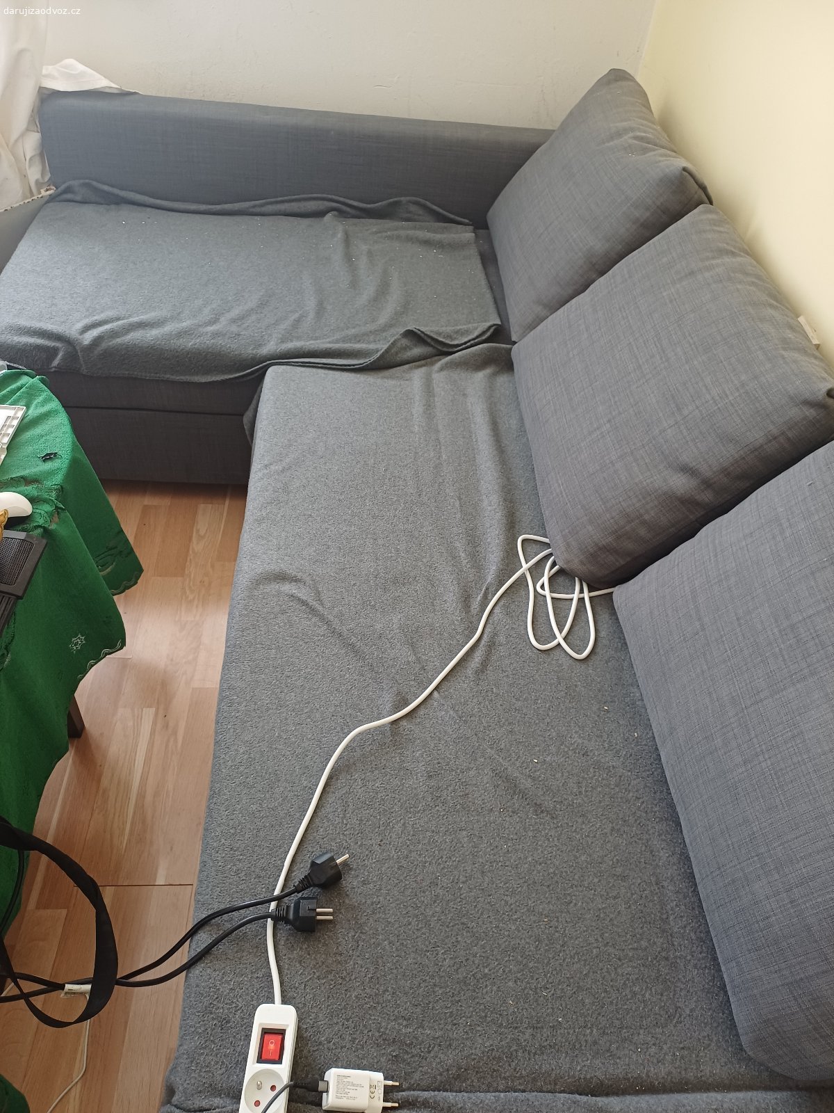 Sedacka. Sedacka ikea rozkladaci