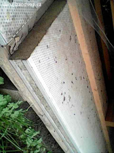 Sendvičový akustický panel