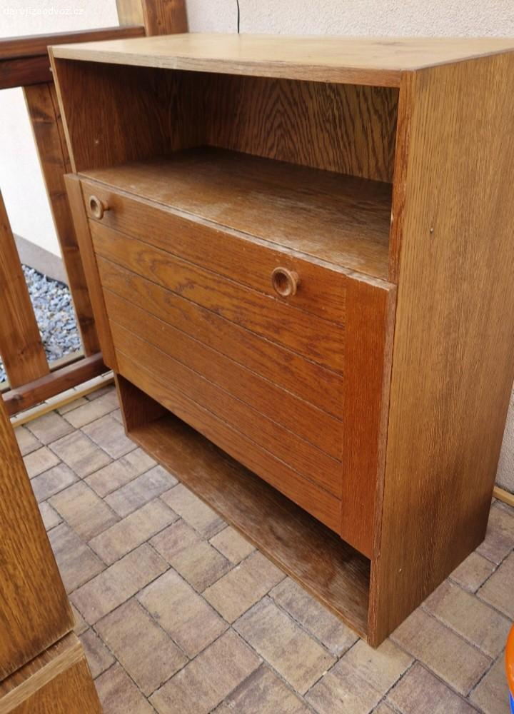 Sestava nábytku s barem. popis viz poslední foto.