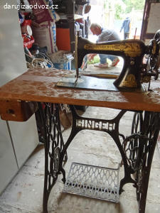 šicí stroj